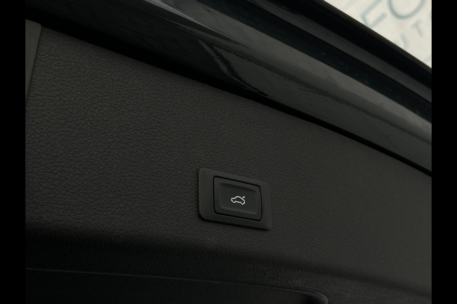 Audi e-tron 50 quattro Business edition Plus 71 kWh NL AUTO | LEDER | PANO | MEMORY | CAMERA | STOELVERW |