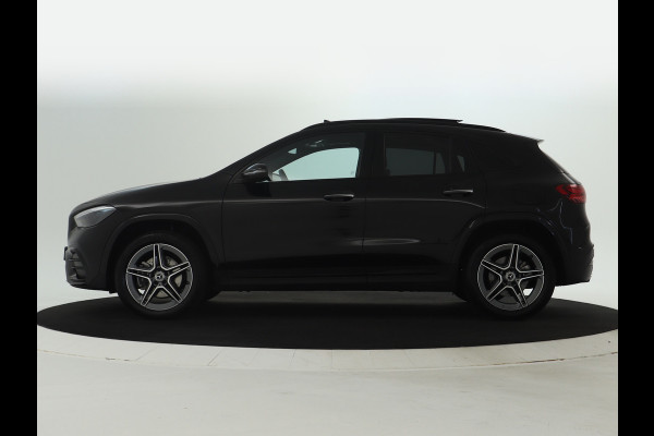 Mercedes-Benz GLA 250 e AMG Plug-In Hybride Panoramadak | Navigatie | MBUX wide screen | Parking support | Inclusief 24 maanden Mercedes-Benz Certified garantie voor Europa.