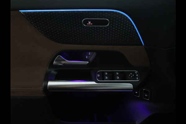 Mercedes-Benz GLA 250 e AMG Plug-In Hybride Panoramadak | Navigatie | MBUX wide screen | Parking support | Inclusief 24 maanden Mercedes-Benz Certified garantie voor Europa.