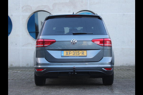 Volkswagen Touran 1.5 TSI Comfortline | TREKHAAK | NAVIGATIE | ACHTERUITRIJCAMERA |