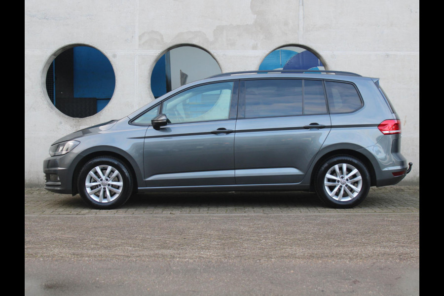 Volkswagen Touran 1.5 TSI Comfortline | TREKHAAK | NAVIGATIE | ACHTERUITRIJCAMERA |