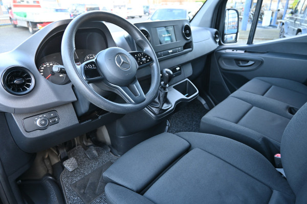 Mercedes-Benz Sprinter 214 CDI L1H1 FWD MBUX met camera, Trekhaak