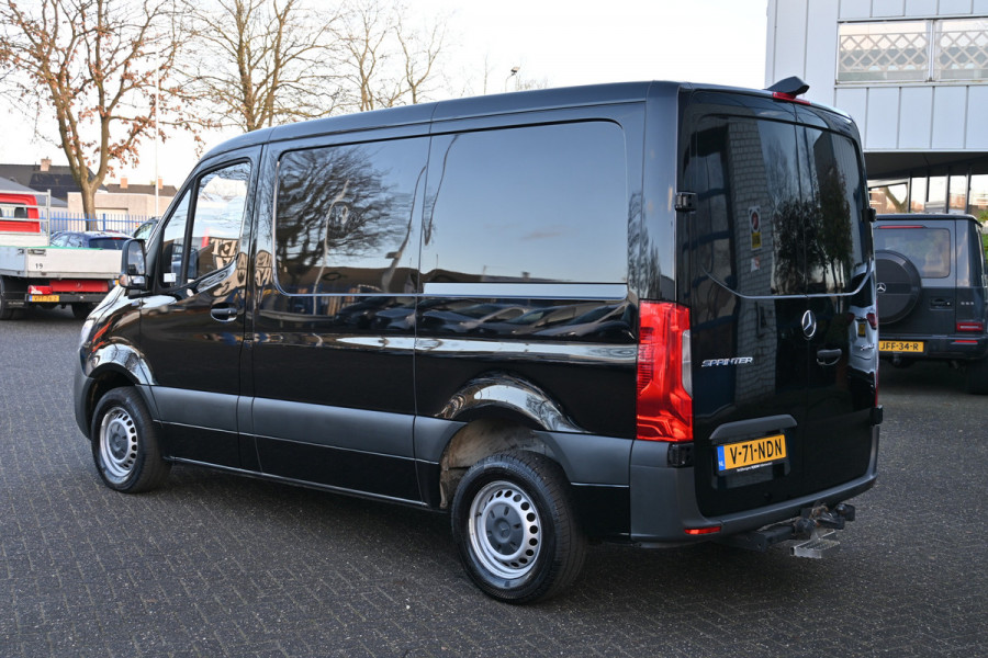 Mercedes-Benz Sprinter 214 CDI L1H1 FWD MBUX met camera, Trekhaak