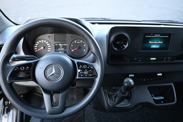 Mercedes-Benz Sprinter 214 CDI L1H1 FWD MBUX met camera, Trekhaak
