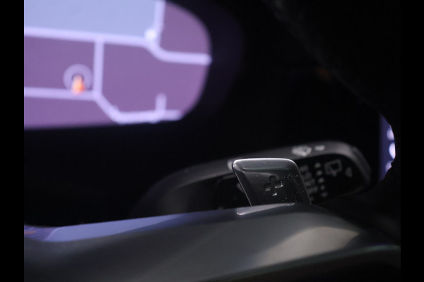 Porsche Cayenne 3.0 E-Hybrid [LUCHTVERING, SCHUIFKANTELDAK, MEMORY SEATS, ADAPTIVE CRUISE CONTROL, APPLE CARPLAY, HUD, BOSE, 360 CAMERA, PDC V+A, CLIMATE CONTROL]