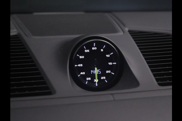 Porsche Cayenne 3.0 E-Hybrid [LUCHTVERING, SCHUIFKANTELDAK, MEMORY SEATS, ADAPTIVE CRUISE CONTROL, APPLE CARPLAY, HUD, BOSE, 360 CAMERA, PDC V+A, CLIMATE CONTROL]