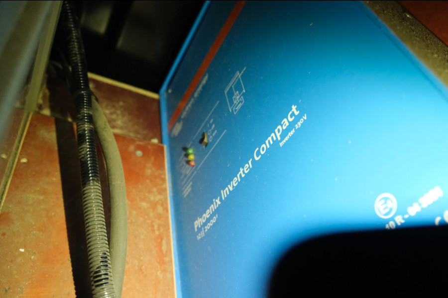 Opel Movano 2.3 CDTI BiTurbo L2H3 Start/Stop - Met kasten inrichting!