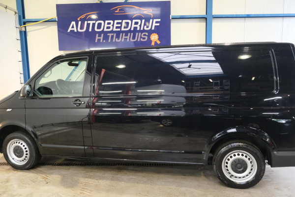 Volkswagen Transporter 2.0 TDI L2H1 28 - N.A.P. Airco, Cruise, PDC, Trekhaak.