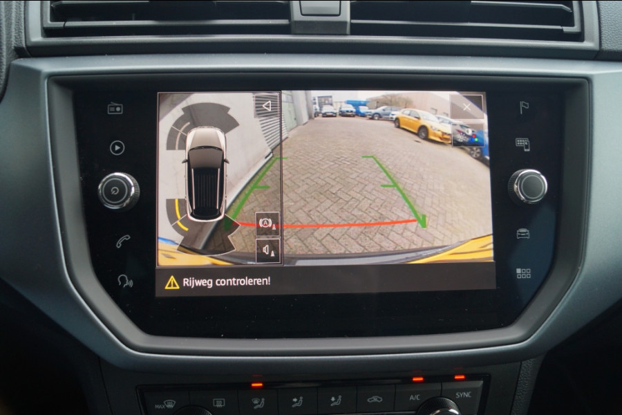 Seat Arona 1.0 TSI Style Business Intense -ECC-NAVI-CAM-PDC-