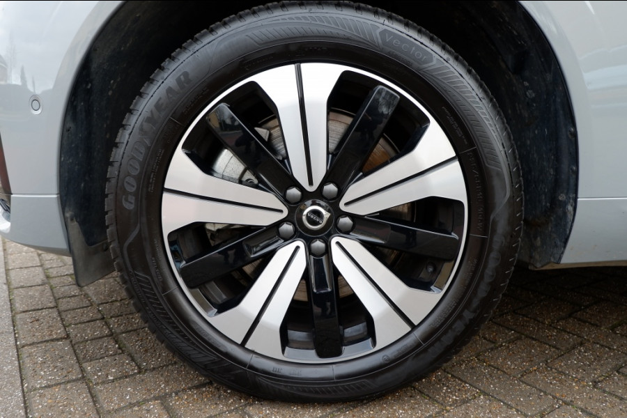 Volvo XC60 2.0 T6 AWD + Dark/PHEV Long Range/ Rijklaarprijs/Full option
