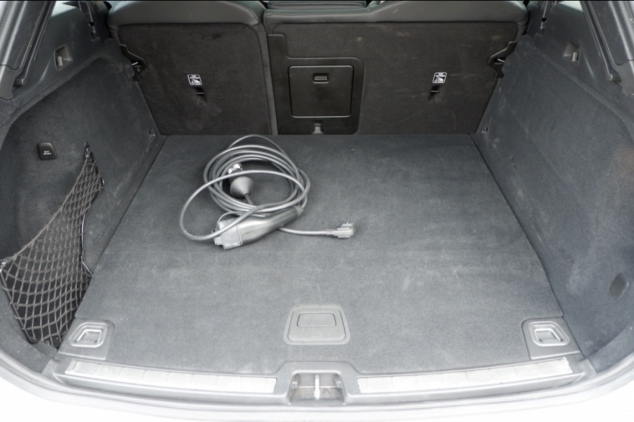 Volvo XC60 2.0 T6 AWD + Dark/PHEV Long Range/ Rijklaarprijs/Full option