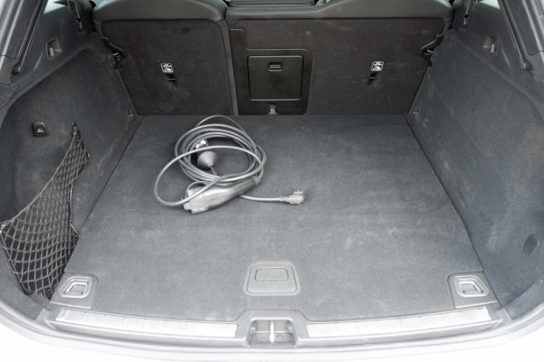 Volvo XC60 2.0 T6 AWD + Dark/PHEV Long Range/ Rijklaarprijs/Full option