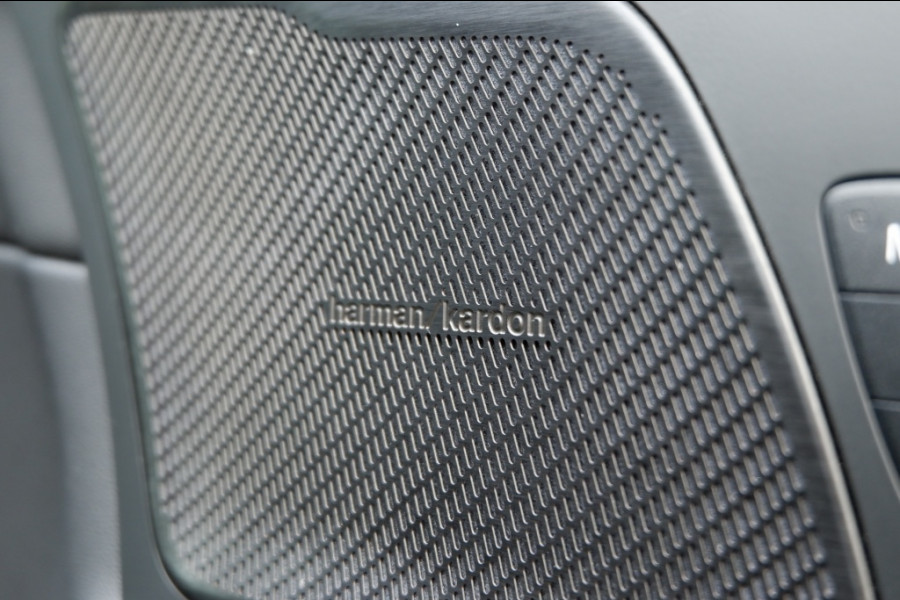 Volvo XC60 2.0 T6 AWD + Dark/PHEV Long Range/ Rijklaarprijs/Full option