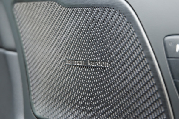 Volvo XC60 2.0 T6 AWD + Dark/PHEV Long Range/ Rijklaarprijs/Full option