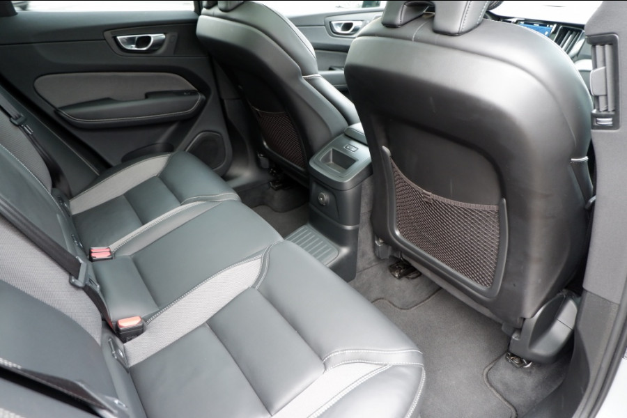 Volvo XC60 2.0 T6 AWD + Dark/PHEV Long Range/ Rijklaarprijs/Full option