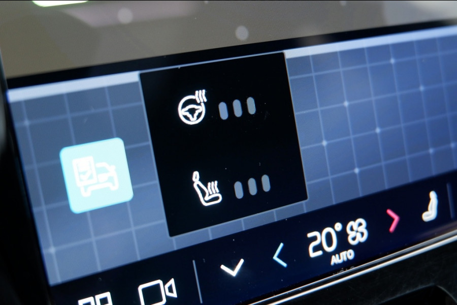 Volvo XC60 2.0 T6 AWD + Dark/PHEV Long Range/ Rijklaarprijs/Full option