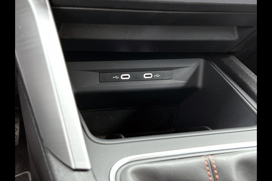 Seat Leon Sportstourer 1.5 TSI FR Launch Edition (NAVIGATIE, CAMERA, BEATS, STUUR-/STOELVERWARMING, 1e EIGENAAR, GOED ONDERHOUDEN)