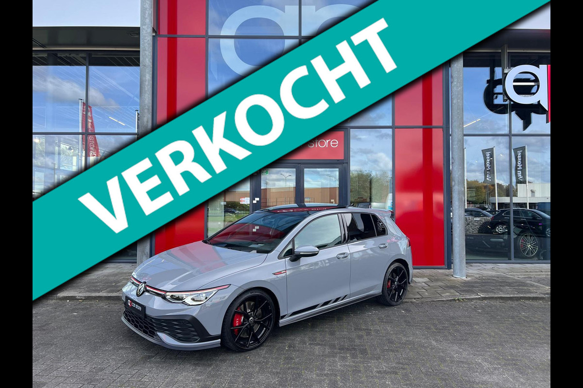 Volkswagen Golf 2.0 TSI GTI Clubsport Panorama LED Head-Up Camera Parksens.