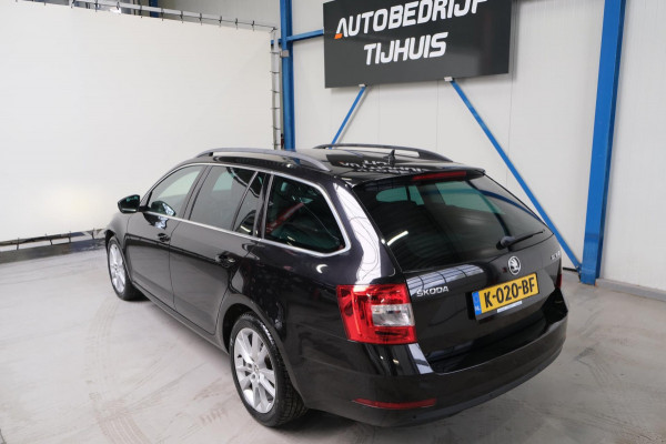 Škoda Octavia Combi 1.5 TSI Greentech Business Edition Automaat - N.A.P. Airco, Cruise, Navi, PDC.
