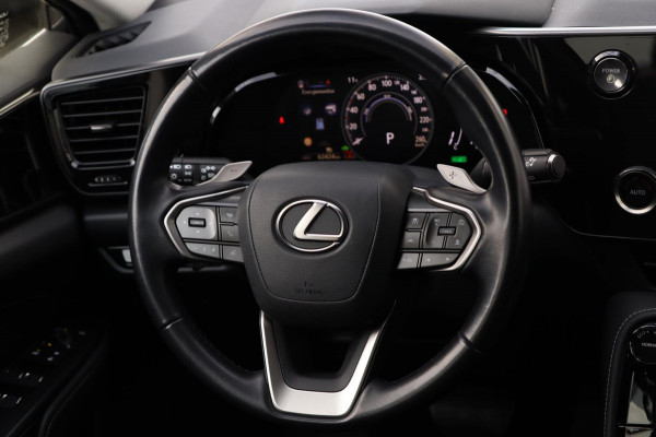 Lexus NX 350h / KEYLESS / ACC / CAMERA / CARPLAY