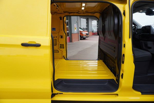 Ford Transit Custom 300L 2.0 TDCI 136PK L2H1 Trend Automaat Schuifdeur links en rechts nr. V122 | Airco | Cruise | Navi | Betimmering