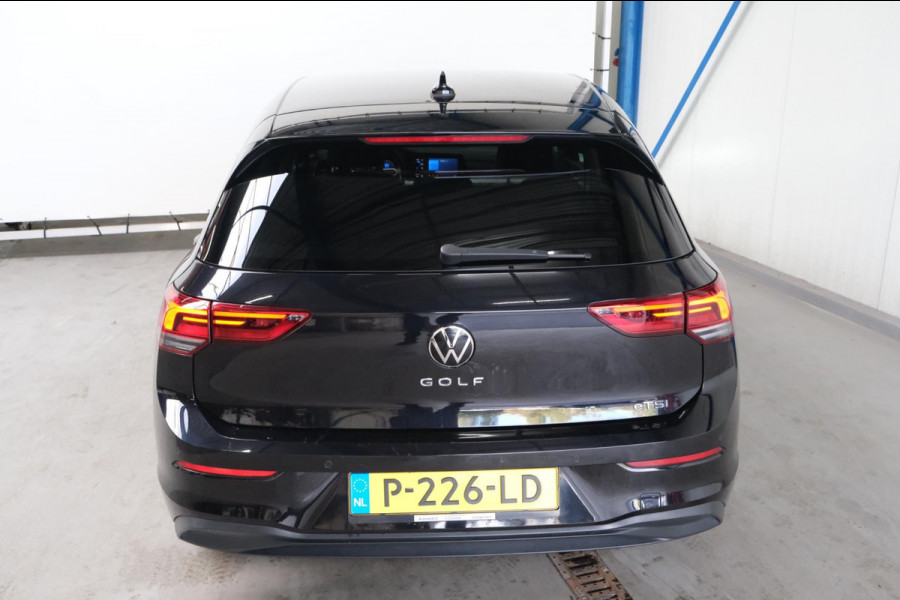 Volkswagen Golf 1.0 eTSI Life Automaat - N.A.P. Airco, Cruise, PDC, Navi.