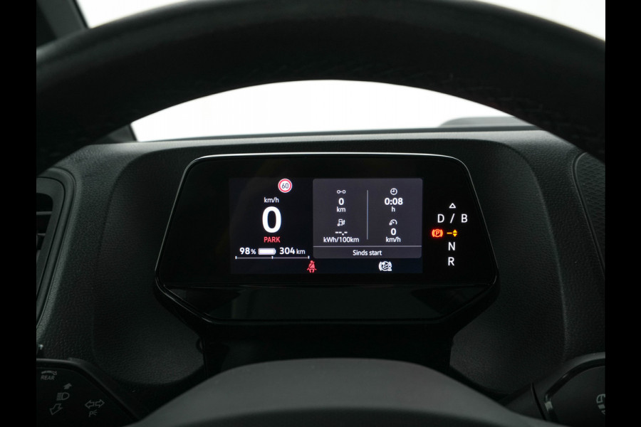 Volkswagen ID. Buzz Cargo 77 kWh [ 3-Fase ] {SOH-90%} *FULL-LED | ADAPTIVE-CRUISE | LANE-ASSIST | KEYLESS | DAB+ | CAMERA | DIGI-COCKPIT | NAVI-FULLMAP | HEATED-COMFORTSEATS | CCS-FASTLOADER | LANE-ASSIST | TOWBAR | 20"ALU*