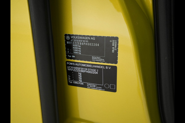 Volkswagen ID. Buzz Cargo 77 kWh [ 3-Fase ] {SOH-90%} *FULL-LED | ADAPTIVE-CRUISE | LANE-ASSIST | KEYLESS | DAB+ | CAMERA | DIGI-COCKPIT | NAVI-FULLMAP | HEATED-COMFORTSEATS | CCS-FASTLOADER | LANE-ASSIST | TOWBAR | 20"ALU*