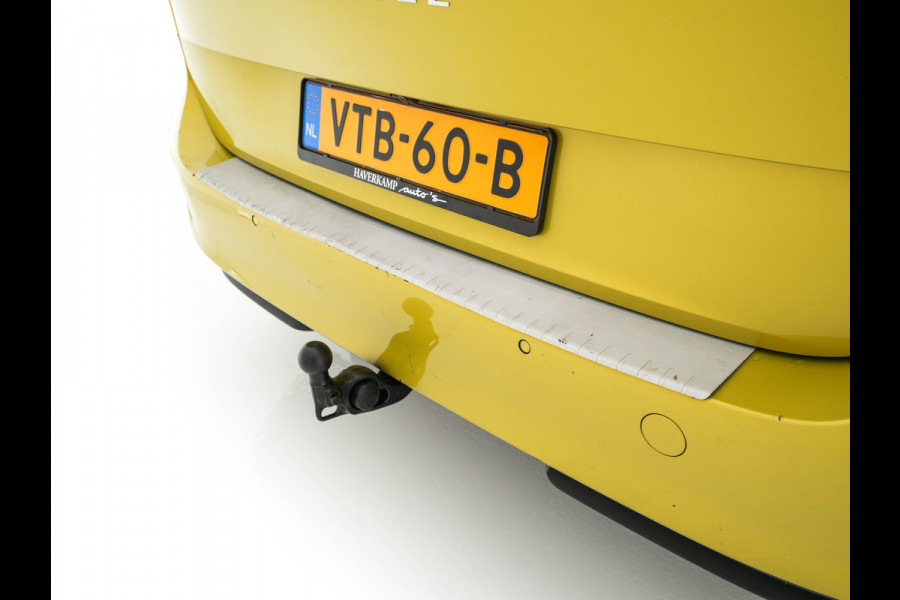 Volkswagen ID. Buzz Cargo 77 kWh [ 3-Fase ] {SOH-90%} *FULL-LED | ADAPTIVE-CRUISE | LANE-ASSIST | KEYLESS | DAB+ | CAMERA | DIGI-COCKPIT | NAVI-FULLMAP | HEATED-COMFORTSEATS | CCS-FASTLOADER | LANE-ASSIST | TOWBAR | 20"ALU*