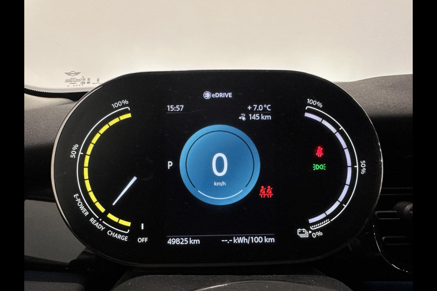 MINI Mini Electric Yours 33 kWh 136 pk Leder Harman/Kardon Navigatie Wireless Carplay Parkeersensoren VA Cruise Control Stoelverwarming Full Led Climate Control