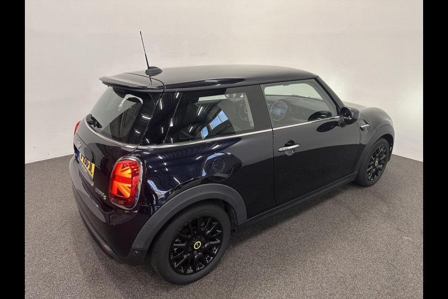 MINI Mini Electric Yours 33 kWh 136 pk Leder Harman/Kardon Navigatie Wireless Carplay Parkeersensoren VA Cruise Control Stoelverwarming Full Led Climate Control