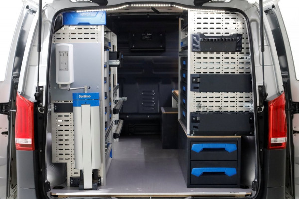 Mercedes-Benz Vito 114 CDI 136pk Compact 9G Automaat 2x Schuifdeur/LED/Camera/Inrichting 07-2022