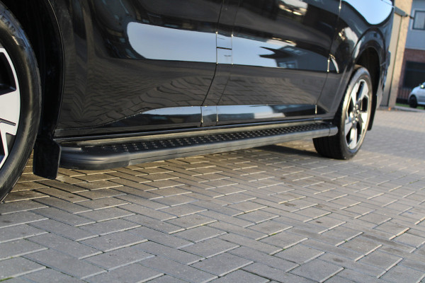 Ford Transit Custom 320 2.0 TDCI L2H1 Limited 170pk - 2x Schuif - Trekhaak - Stoelverwarming - Side Steps - Carplay - Rijklaar