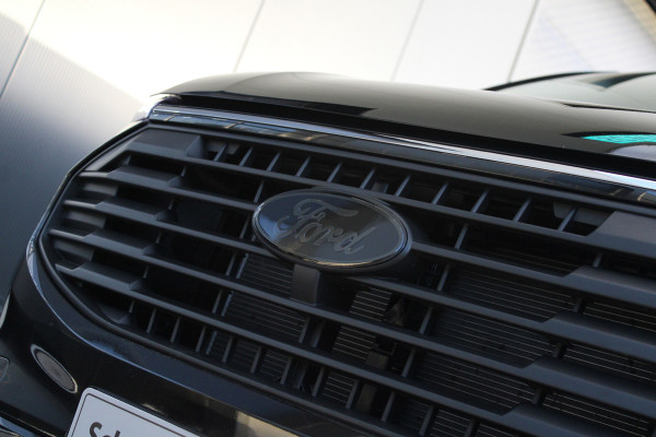 Ford Transit Custom 320 2.0 TDCI L2H1 Limited 170pk - 2x Schuif - Trekhaak - Stoelverwarming - Side Steps - Carplay - Rijklaar