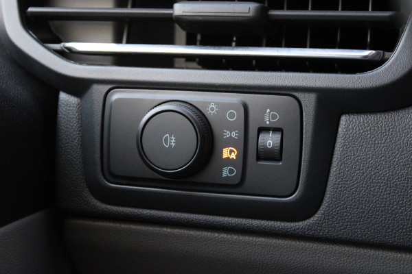 Ford Transit Custom 320 2.0 TDCI L2H1 Limited 170pk - 2x Schuif - Trekhaak - Stoelverwarming - Side Steps - Carplay - Rijklaar