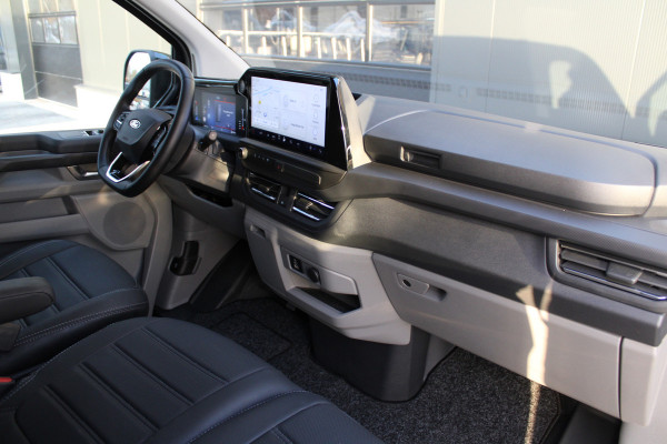 Ford Transit Custom 320 2.0 TDCI L2H1 Limited 170pk - 2x Schuif - Trekhaak - Stoelverwarming - Side Steps - Carplay - Rijklaar