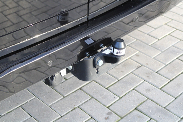 Ford Transit Custom 320 2.0 TDCI L2H1 Limited 170pk - 2x Schuif - Trekhaak - Stoelverwarming - Side Steps - Carplay - Rijklaar