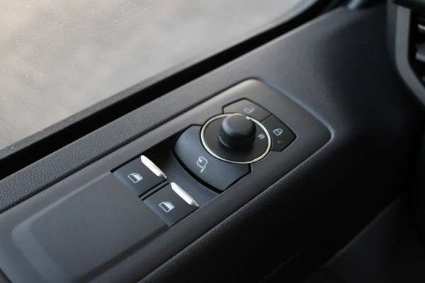 Ford Transit Custom 320 2.5 PHEV L1H1 Sport DC 232pk - 2x Schuif - 360 Camera - ACC - Keyless - Stoel/Stuurverwarming - Blindspot - Incl BPM - Rijkl