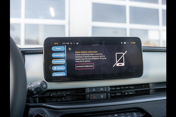 Fiat 600 1.2 Hybrid La Prima | Automaat | PDC | Adapt. Cruise | Clima | Apple Carplay | Stoelverwarming | Keyless | BSM | 18" | Camera