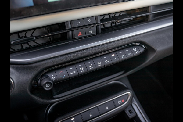 Fiat 600 1.2 Hybrid La Prima | Automaat | PDC | Adapt. Cruise | Clima | Apple Carplay | Stoelverwarming | Keyless | BSM | 18" | Camera