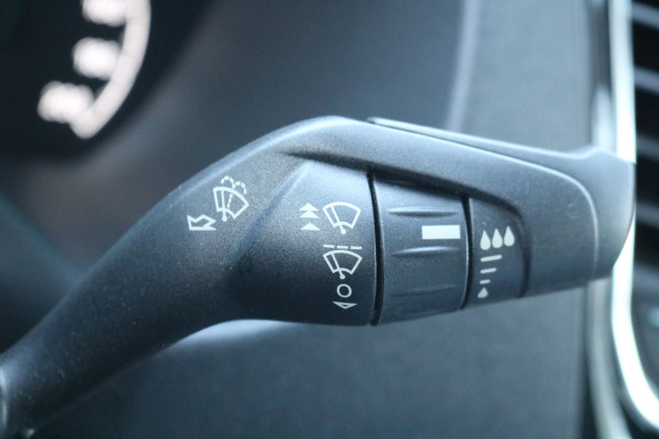 Ford Transit Custom 2.0 TDCI 170pk L2 H1 Limited Automaat