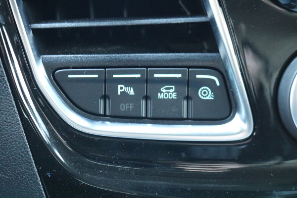 Ford Transit Custom 2.0 TDCI 170pk L2 H1 Limited Automaat