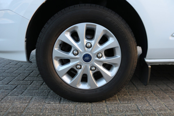 Ford Transit Custom 2.0 TDCI 170pk L2 H1 Limited Automaat