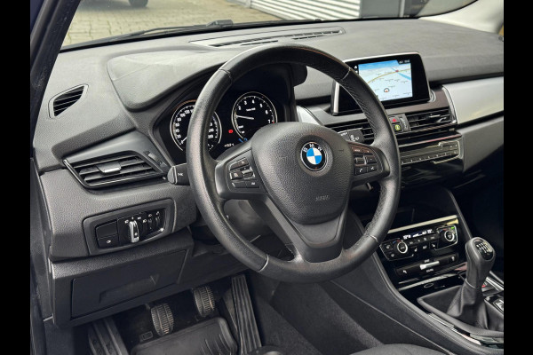 BMW 2 Serie Active Tourer 216i Advantage - Panorama dak I Navigatie I Airco I PDC /Achteruitrij camera I Sport velgen I Dealer ond
