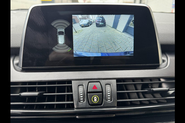 BMW 2 Serie Active Tourer 216i Advantage - Panorama dak I Navigatie I Airco I PDC /Achteruitrij camera I Sport velgen I Dealer ond