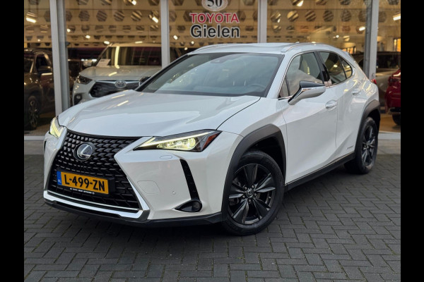 Lexus UX 250h Business Line Plus | Stoel + Stuurverwarming, Apple CarPlay/Android Auto, 17 inch, Keyless, Parkeercamera, Adaptive cruise