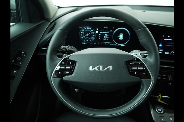 Kia Niro EV DynamicPlusLine 64.8 kWh Automaat - Climate Control - LED - Stoel/Stuurverwarming - Leder - Navigatie - Adaptief Cruise Control - Fabrieksgarantie Tot 2031
