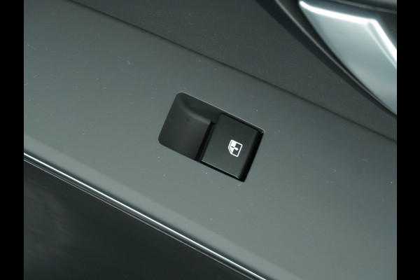 Kia Niro EV DynamicPlusLine 64.8 kWh Automaat - Climate Control - LED - Stoel/Stuurverwarming - Leder - Navigatie - Adaptief Cruise Control - Fabrieksgarantie Tot 2031