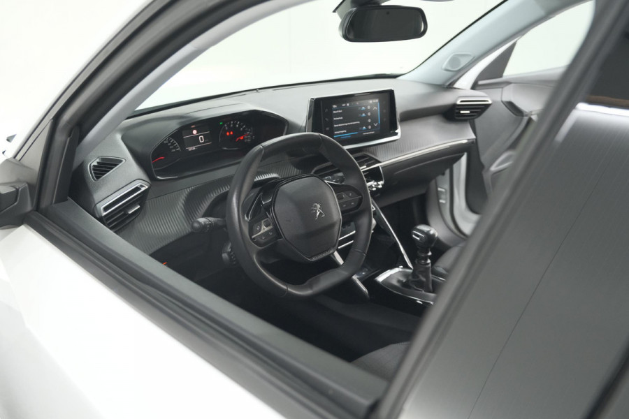 Peugeot 2008 PureTech 102 Allure Pack | Allseason Banden | Parkeersensoren | Apple Carplay