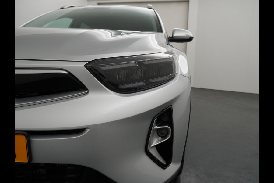 Kia Stonic 1.0 T-GDi MHEV DynamicPlusLine - Navigatie - Apple/Android Carplay - Cruise Control - Lichtmetalen Velgen - Fabrieksgarantie Tot 2031